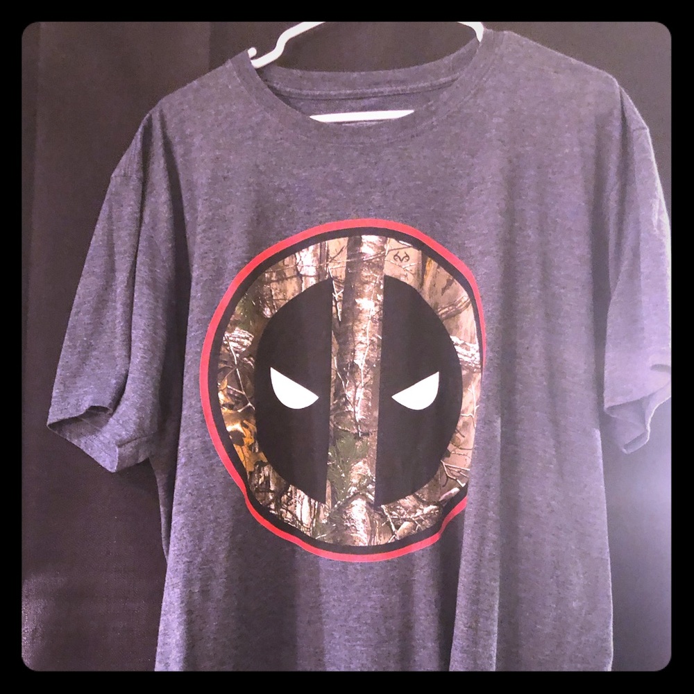 3 Deadpool shirts All XL
